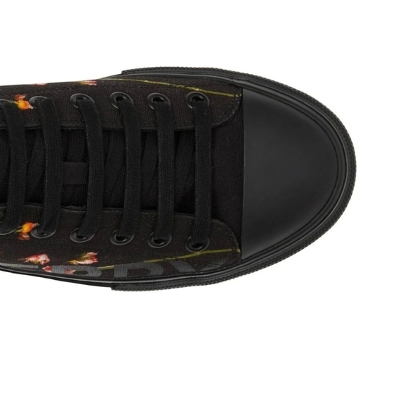 Burberry Unisex Larkhall Rose-Print Canvas Sneakers - Black NWT Size 12 - Picture 4 of 11